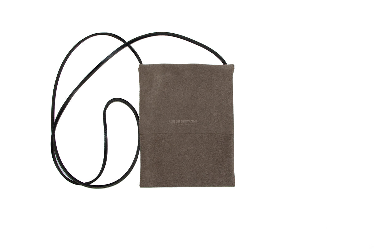 Bandoulière Medium – Vachette Velours Taupe